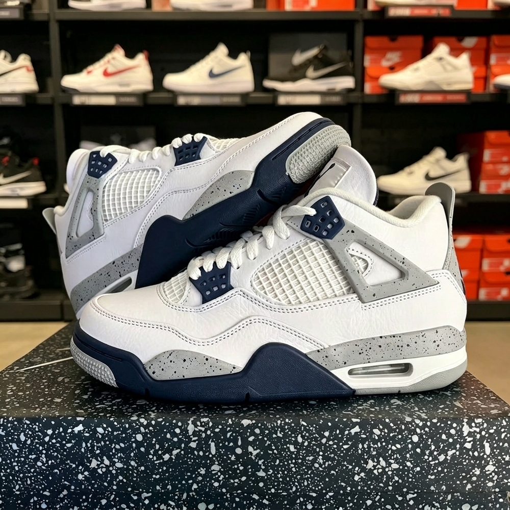Nike Air Jordan 4 Retro Midnight Navy